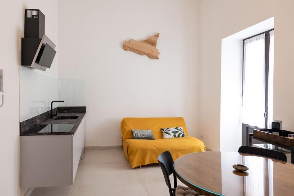 Collegiata Apartment - Catania Downtown Kültér fotó